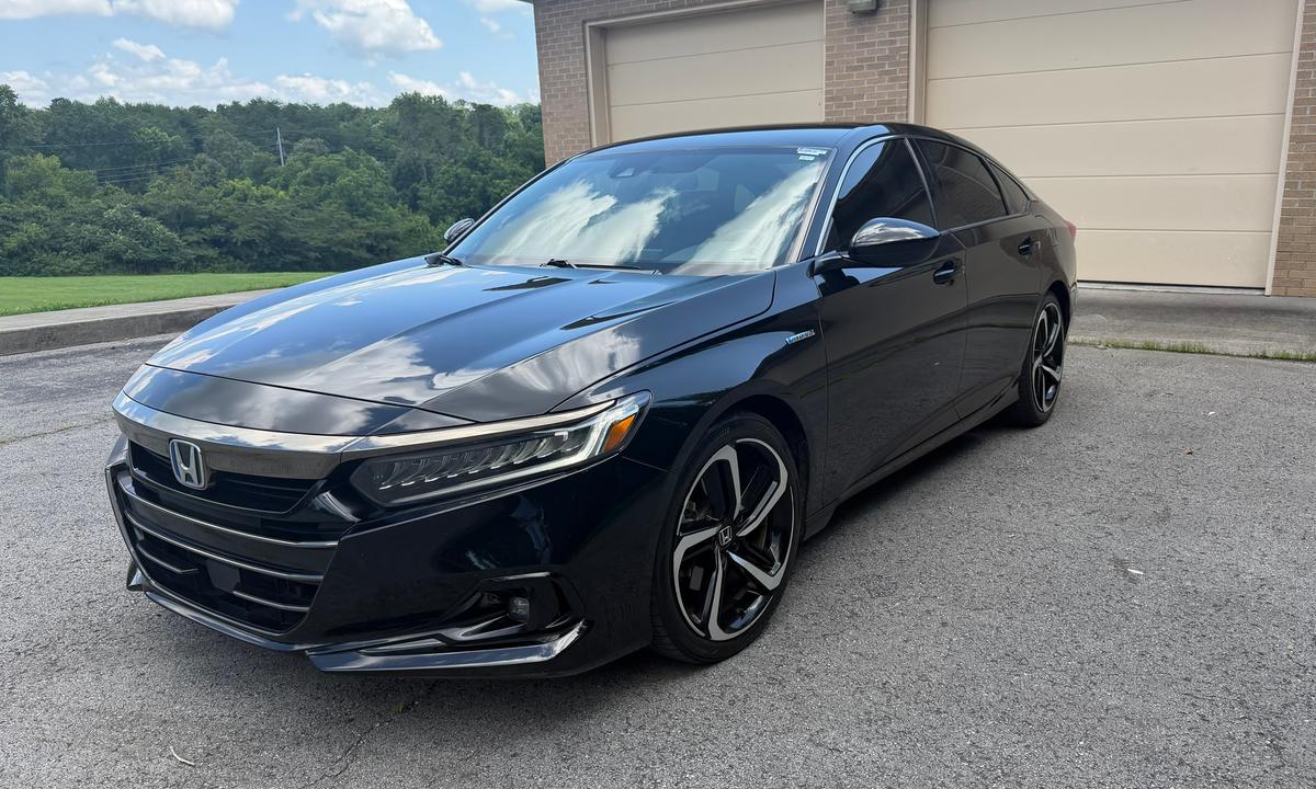 Black 2022 Honda Accord Hybrid Sport for rent in Knoxville — book on Turo