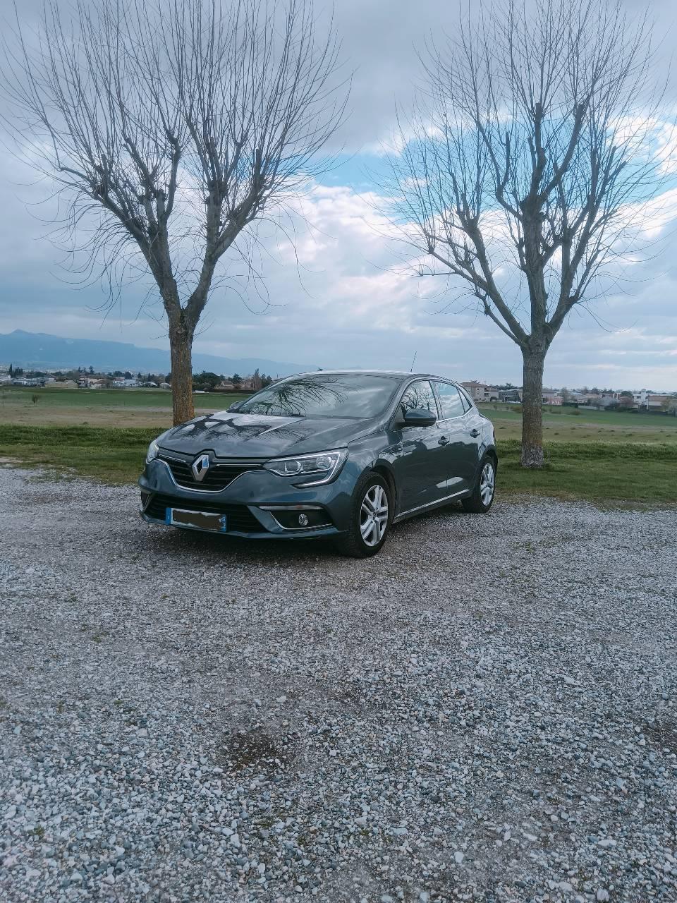 Renault MEGANE IV 2018 à Romans-sur-Isère