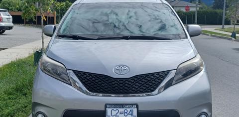 Toyota Sienna 2015