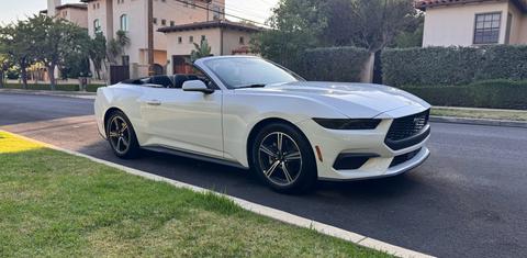 Ford Mustang 2025