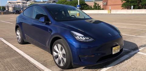 Tesla Model Y 2023