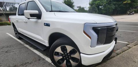Ford F-150 Lightning 2024
