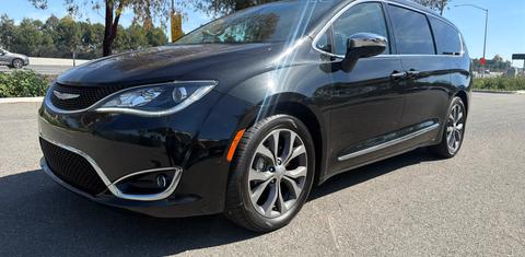 Chrysler Pacifica 2017