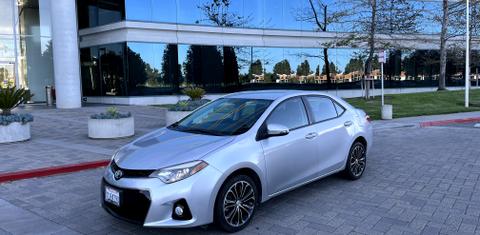 Toyota Corolla 2015