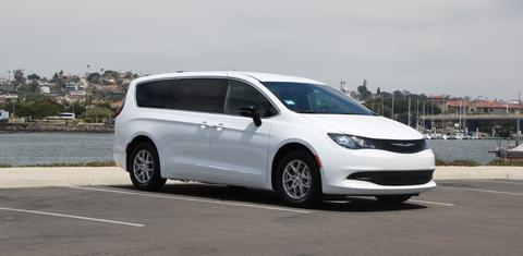 Chrysler Voyager 2025