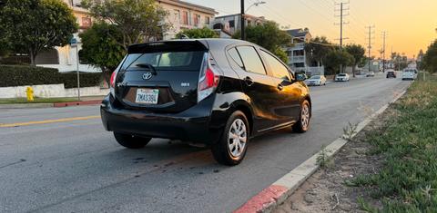 Toyota Prius c 2015