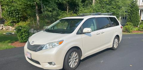 Toyota Sienna 2014