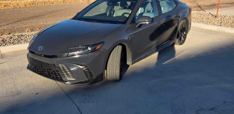 Toyota Camry Hybrid 2025