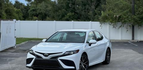 Toyota Camry 2023