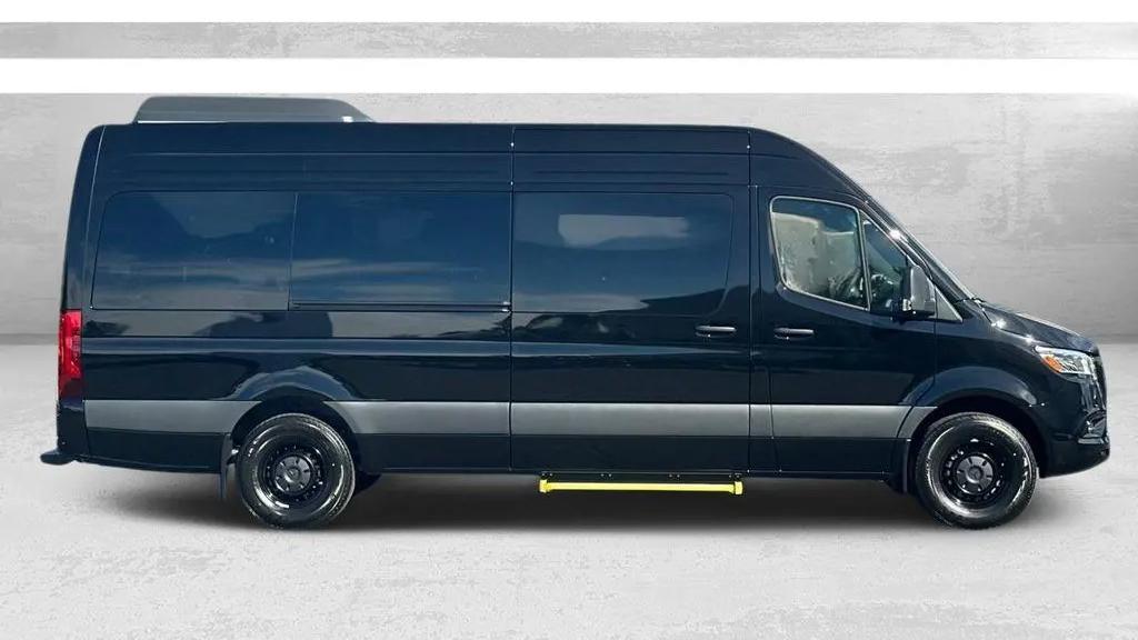 Mercedes-Benz Sprinter 2025 in Lemoore, CA
