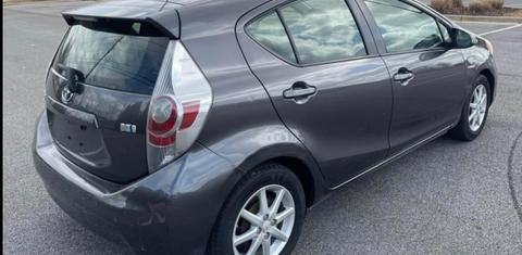Toyota Prius c 2013