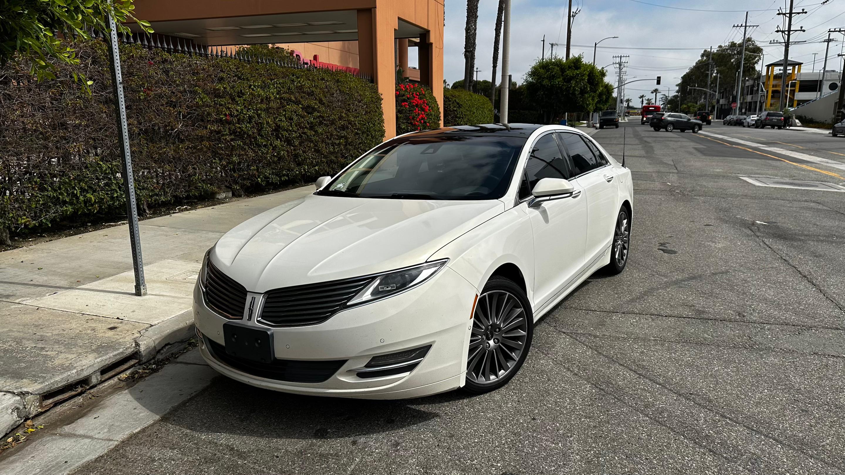 Lincoln MKZ 2014 in Los Angeles, CA