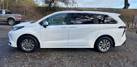 Toyota Sienna 2022