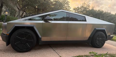 Tesla Cybertruck 2024