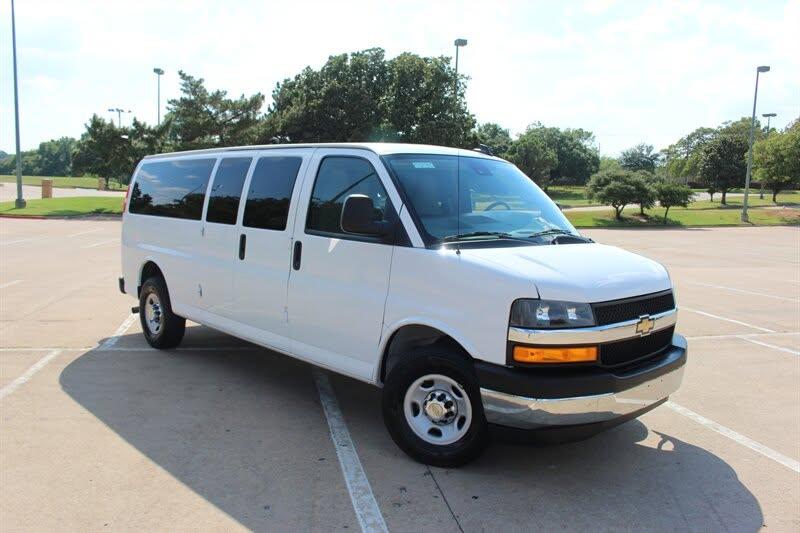 Chevrolet Express 2024 in Lago Vista, TX