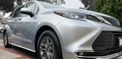 Toyota Sienna 2024