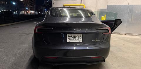 Tesla Model 3 2025