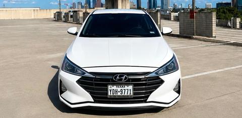 Hyundai Elantra 2019