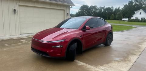Tesla Model Y 2026