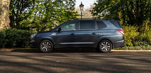 SsangYong Turismo 2016