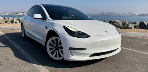 Tesla Model 3 2022