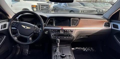 Hyundai Genesis 2015