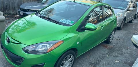 Mazda Mazda2 2013