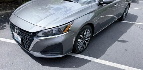 Nissan Altima 2023