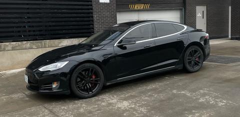 Tesla Model S 2014