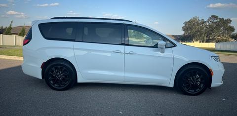 Chrysler Pacifica 2021