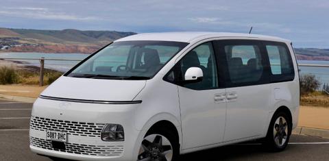 Hyundai STARIA 2025