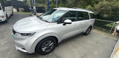 Kia CARNIVAL 2021