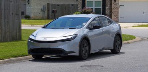 Toyota Prius 2025