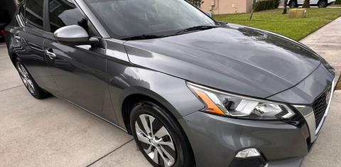 Nissan Altima 2019