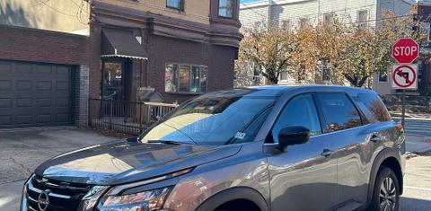 Nissan Pathfinder 2024