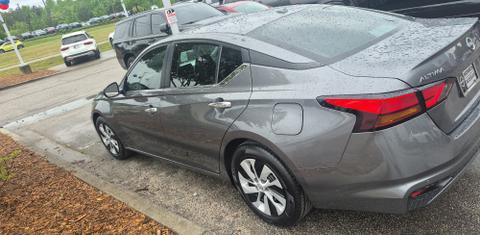 Nissan Altima 2025