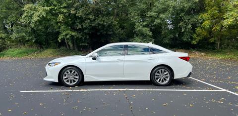 Toyota Avalon 2022