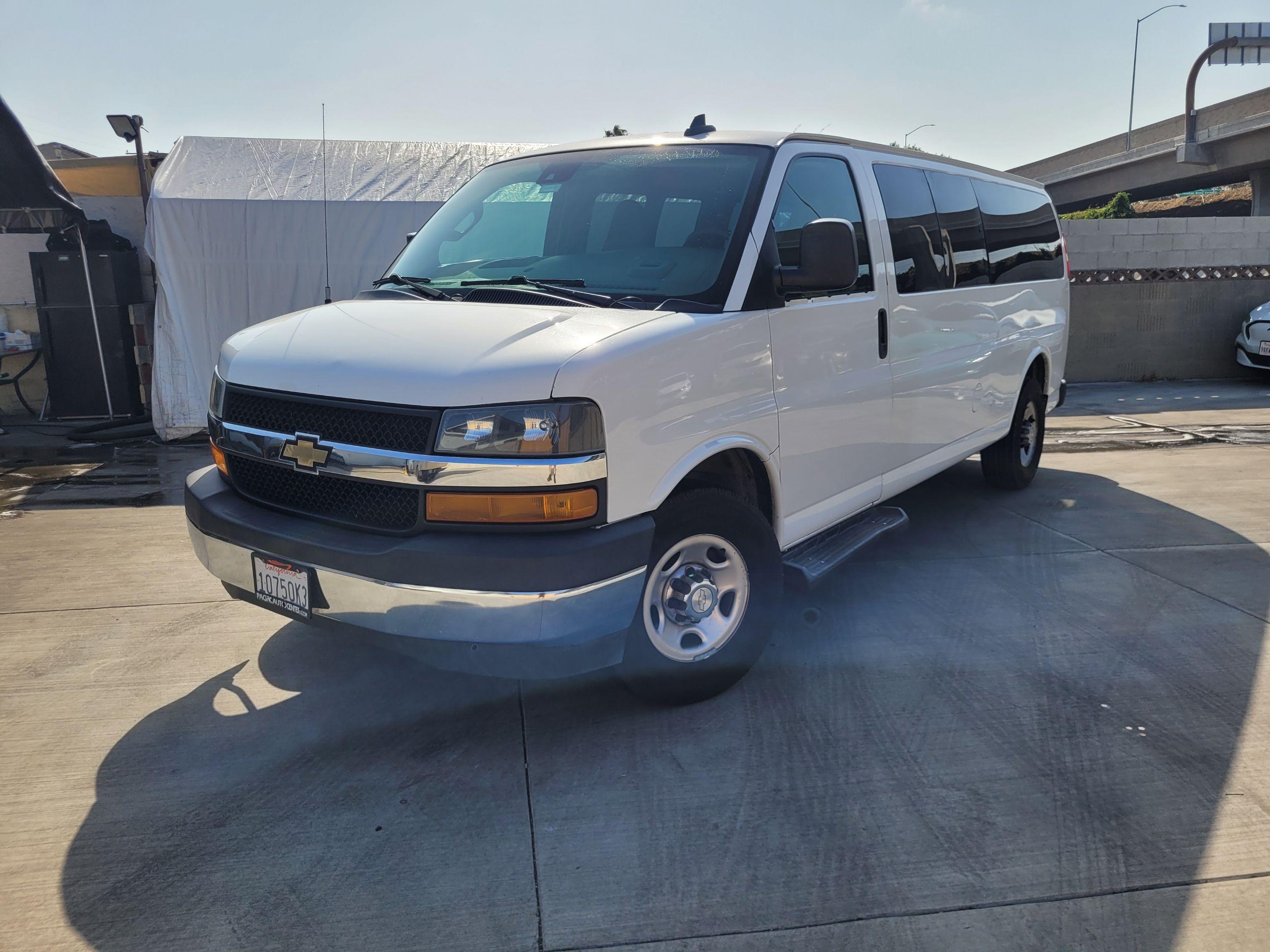 Chevrolet Express 3500 2019 in Los Angeles, CA