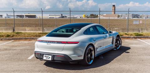 Porsche Taycan 2024