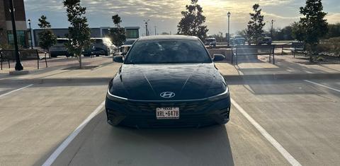 Hyundai Elantra 2025