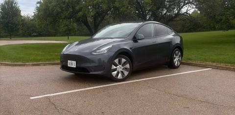 Tesla Model Y 2022