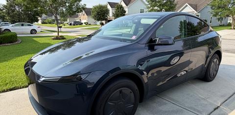 Tesla Model Y 2026