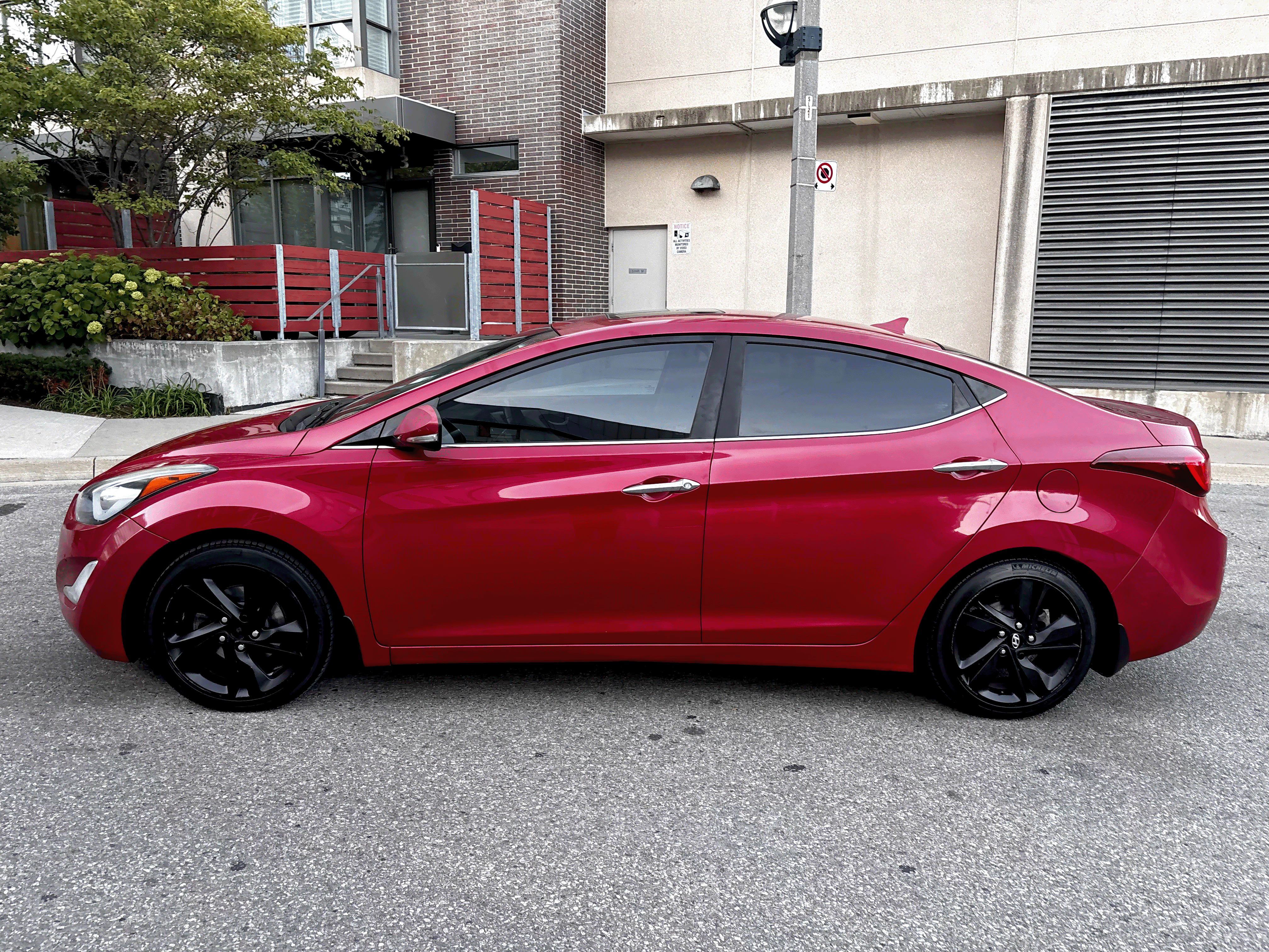Hyundai Elantra 2014 à 