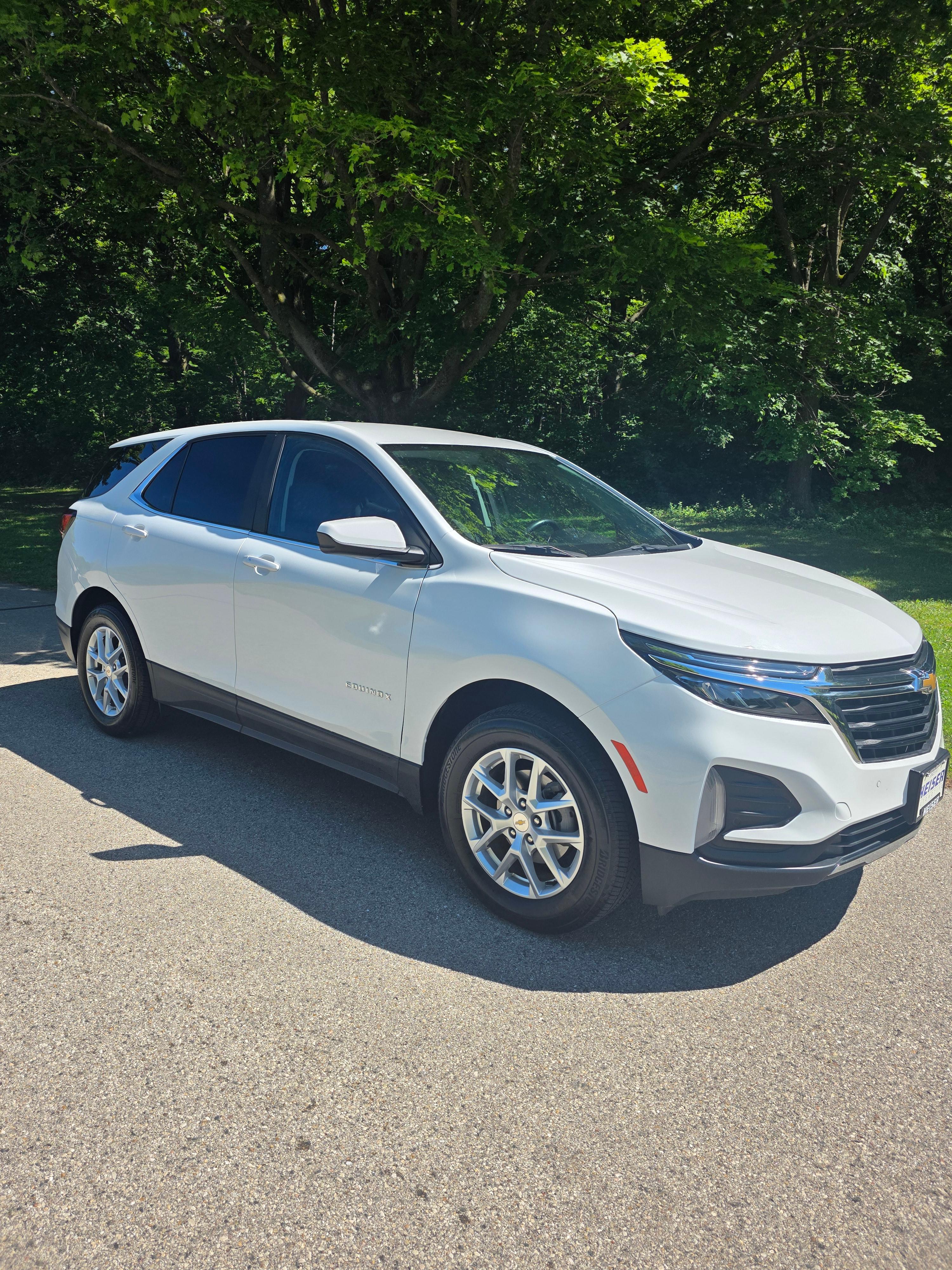 Chevrolet Equinox 2024 in Glendale, WI