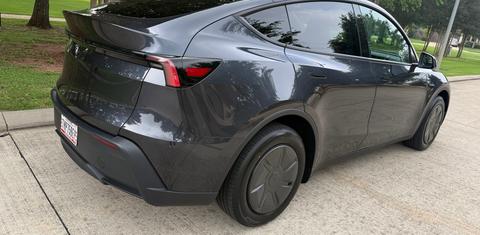Tesla Model Y 2026
