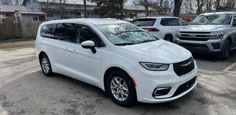 Chrysler Pacifica 2023