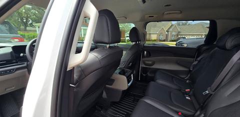 Kia Carnival Hybrid 2026