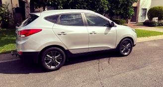 Hyundai iX35 2015 — Truck rental alternative in New Farm