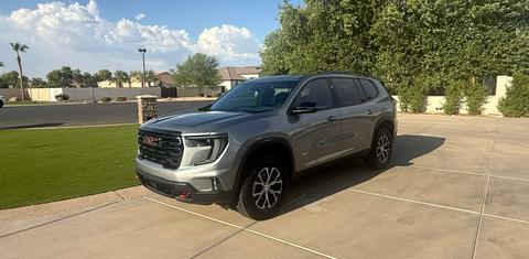 GMC Acadia 2026