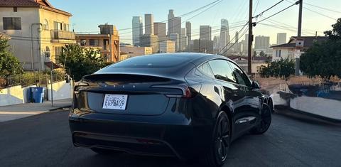Tesla Model 3 2025